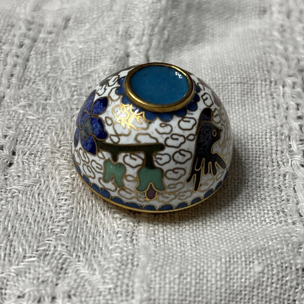 VINTAGE CLOISONNE ROUND BLOSSOM FLORAL‎ TRINKET BOX